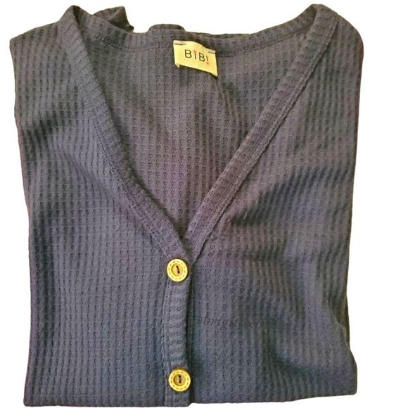 BIBI Long Sleeve Light Waffled Tops - Picture 7 of 13